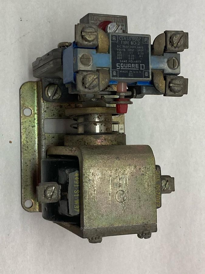 Used Square D,Class 9050, Type C0-1E Timing Relay Series D
