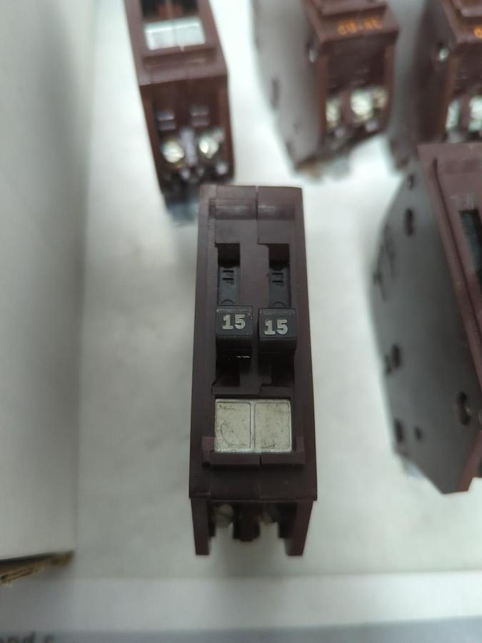 Used WADSWORTH,B1515N1,CIRCUIT BREAKER 15/15 AMP 1-POLE LOT OF 9 PRE-OWNED