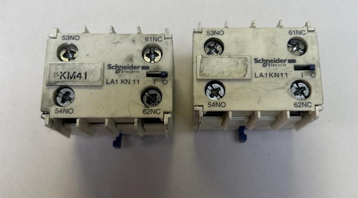 Used SCHNEIDER ELECTRIC,LA1KN11,AUXILIARY CONTACT LOT OF 2