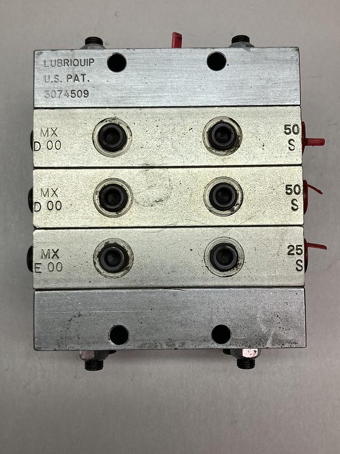 Used Lubriquip,3074509,Divider Valve Block