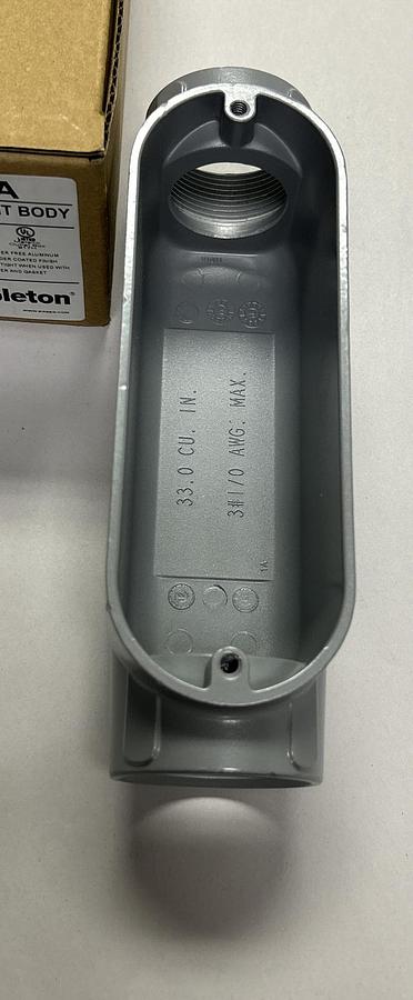 Used APPLETON,C150A,CONDUIT BODY 1-1/2INCH NEW