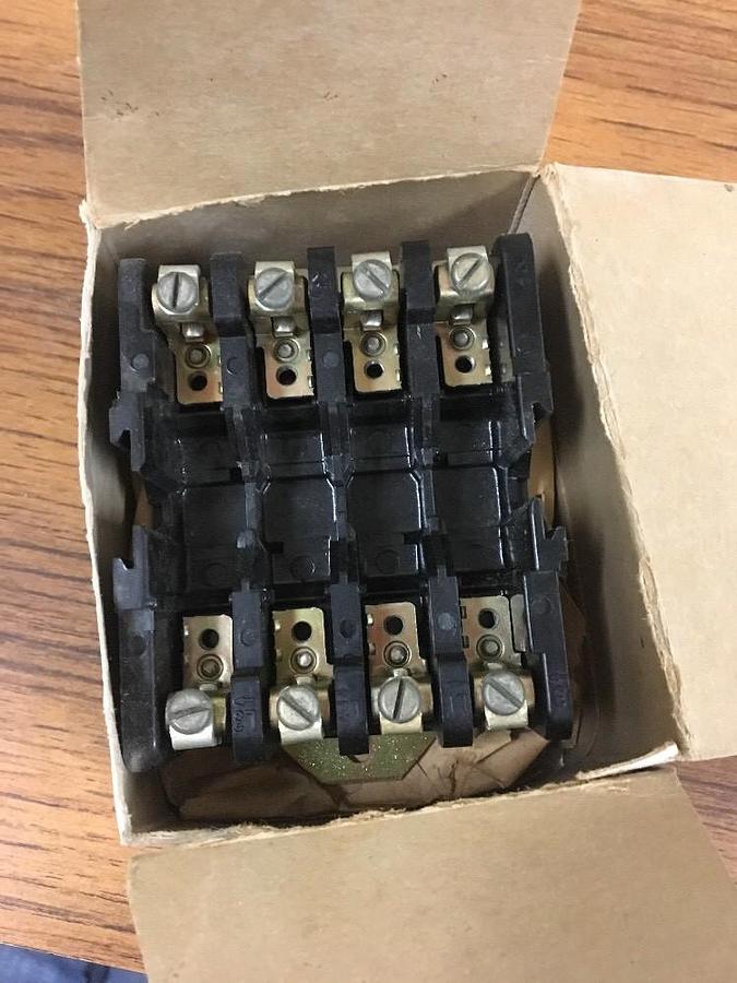 GENERAL ELECTRIC,546A301G11,Contact Support Assembly Lower Base Lot Of 3