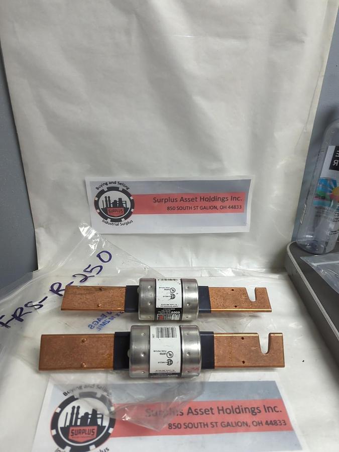 Used COOPER BUSSMANN,FRS-R-250,FUSETRON 250 AMP FUSE LOT OF 2 PRE-OWNED