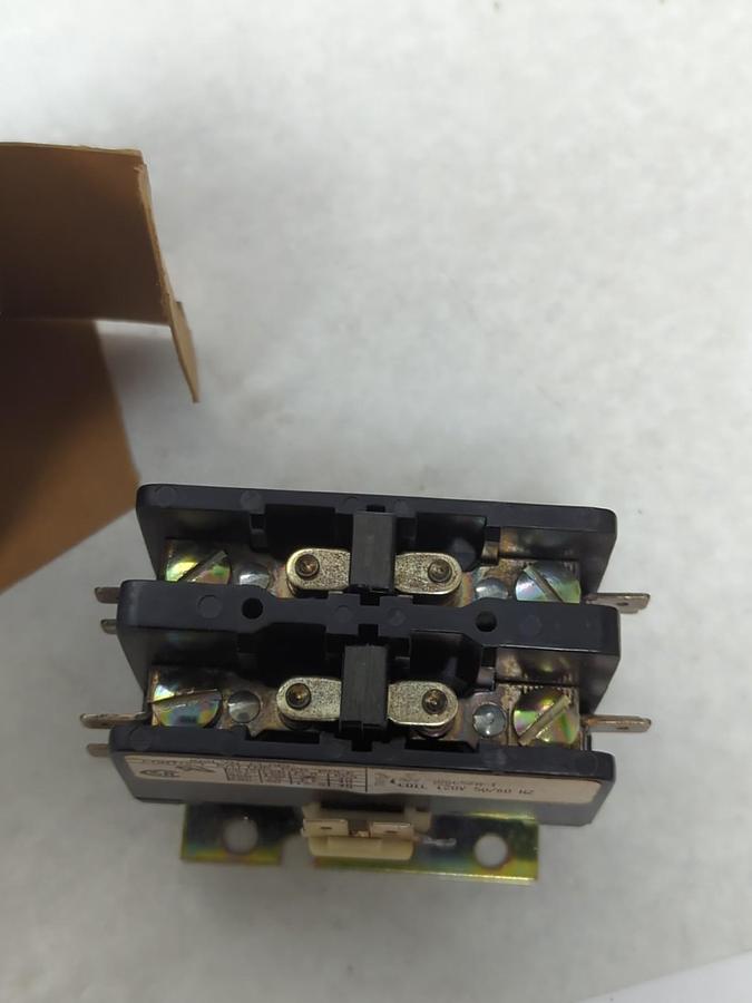 JOSLYN CLARK,DP2C302-120,DEFINITE PURPOSE CONTACTOR 30 AMP 2-POLE NOS