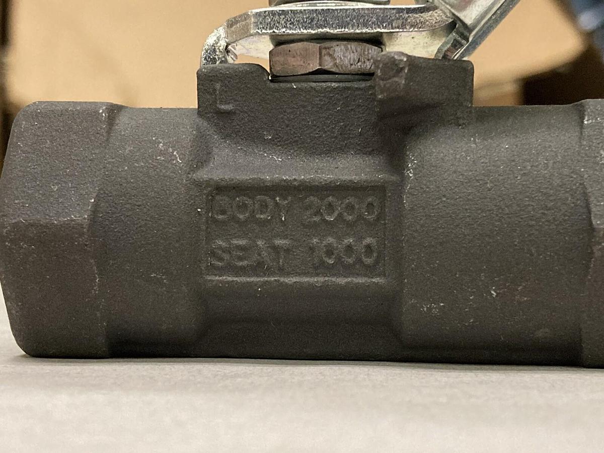 Jamesbury,WCB,1-1/2 INCH Ball Valve  Body 2000 Seat 1000