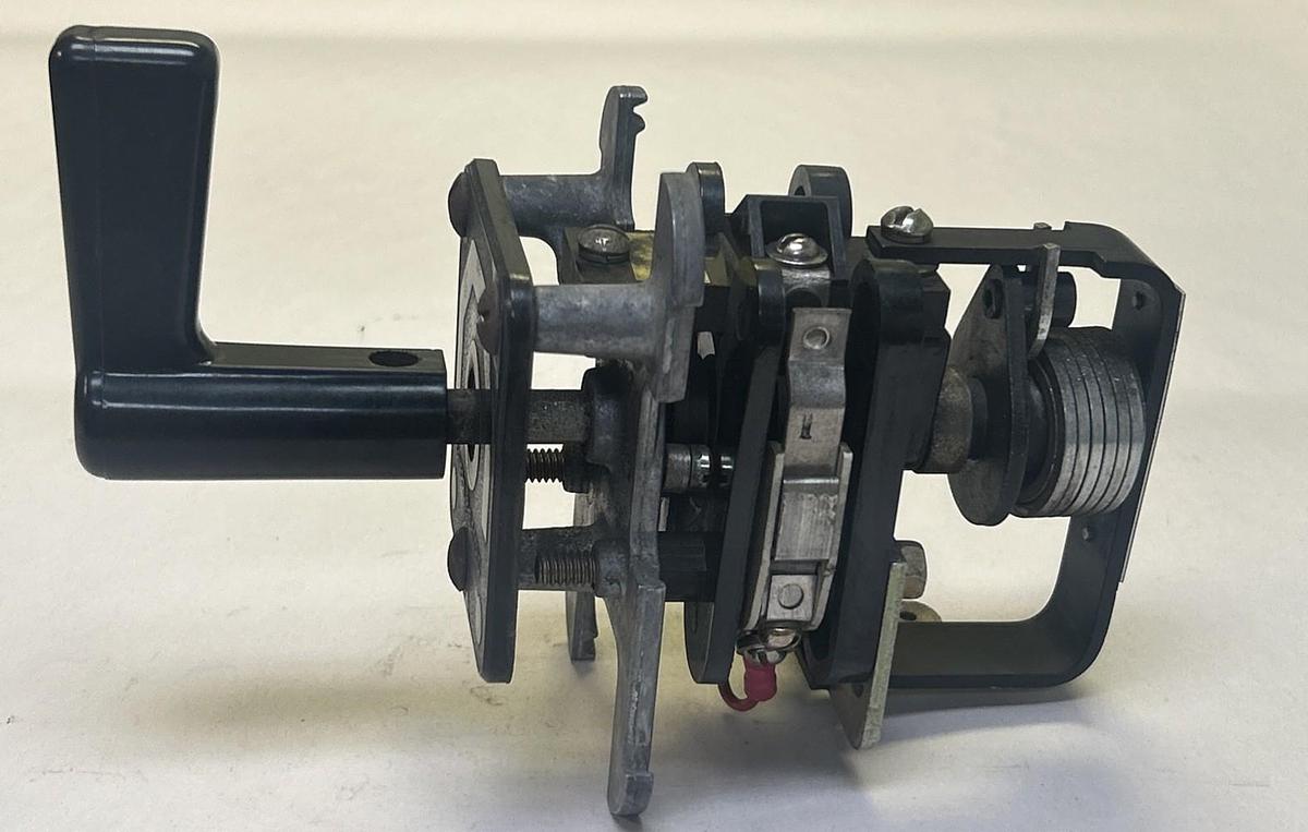 Used GENERAL ELECTRIC,16SB9AB301SSS2P,ROTARY CAM SWITCH