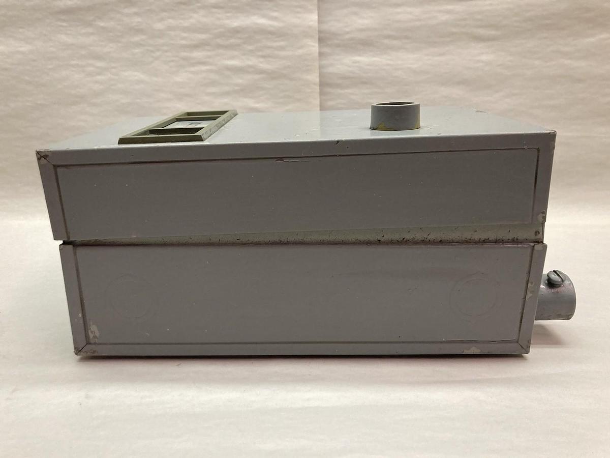 Used General Electric,CR206B1,NEMA Size 0 Enclosure Single Phase Magnetic Starter