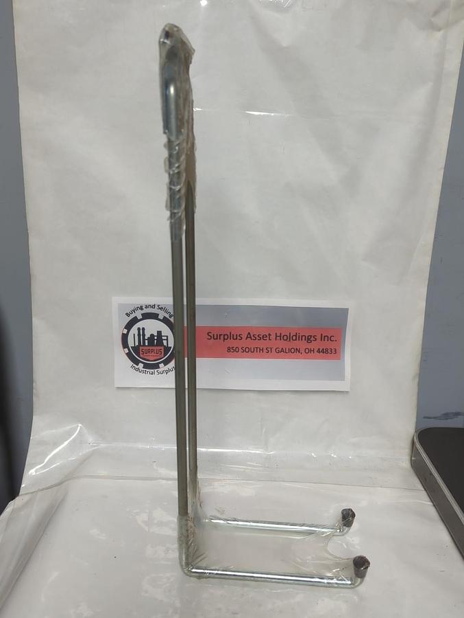 TRITON PRODUCTS,MODEL 1738,HEAVY DUTY TOOL KEEPER/HOOK FOR TOP RACK NOS