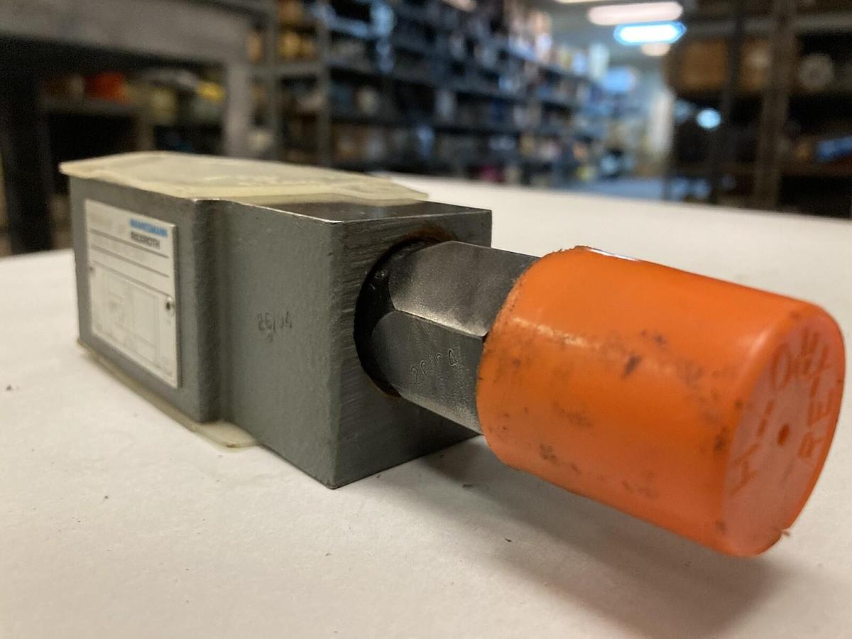 Used Rexroth,ZDB 6 VP2-42/200V,Hydraulic Relief Valve