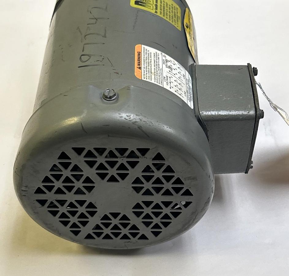 Used BALDOR,M8001,MOTOR 1/2HP 1725RPM 230/460V 56 FRAME