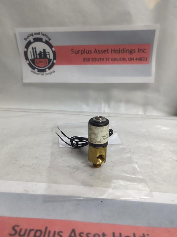Used SNAP-TITE,V3W792D-118DPT,SOLENOID VALVE 150 PSI 5 WATT PRE-OWNED