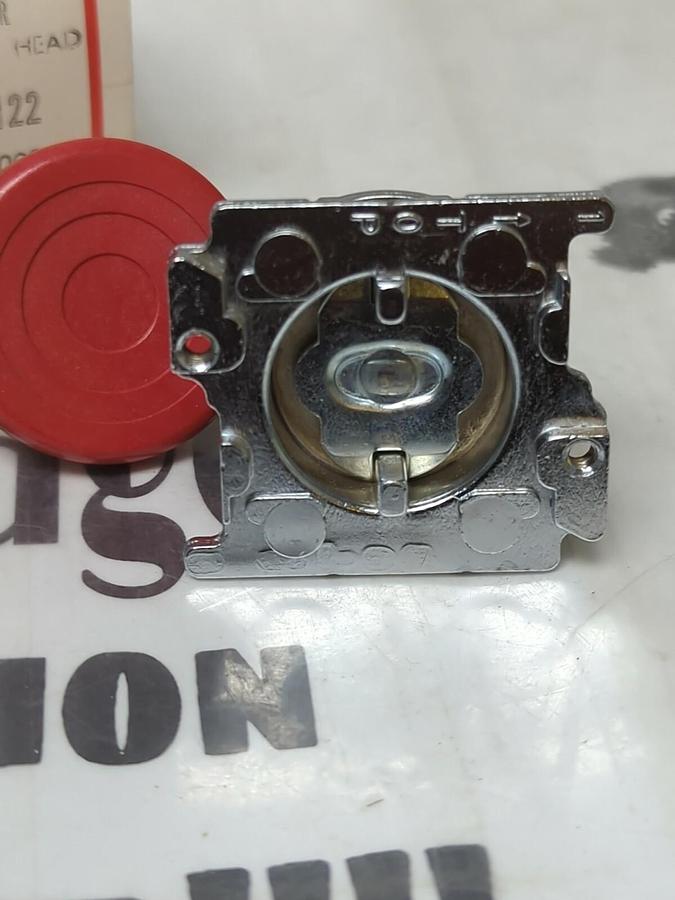 EATON CUTLER-HAMMER,10250T122,RED OPERATOR MUSHROOM HEAD PUSH BUTTON..NOS