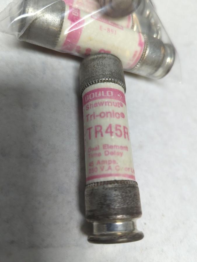 GOULD SHAWMUT,TR45R,TRI-ONIC FUSE 45 AMP LOT OF 7 NOS