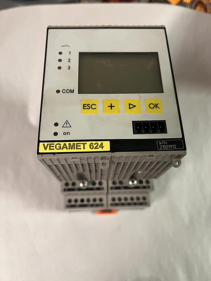 Used VEGA,MET624.XXX,VEGAMET 624 VEGA 77761