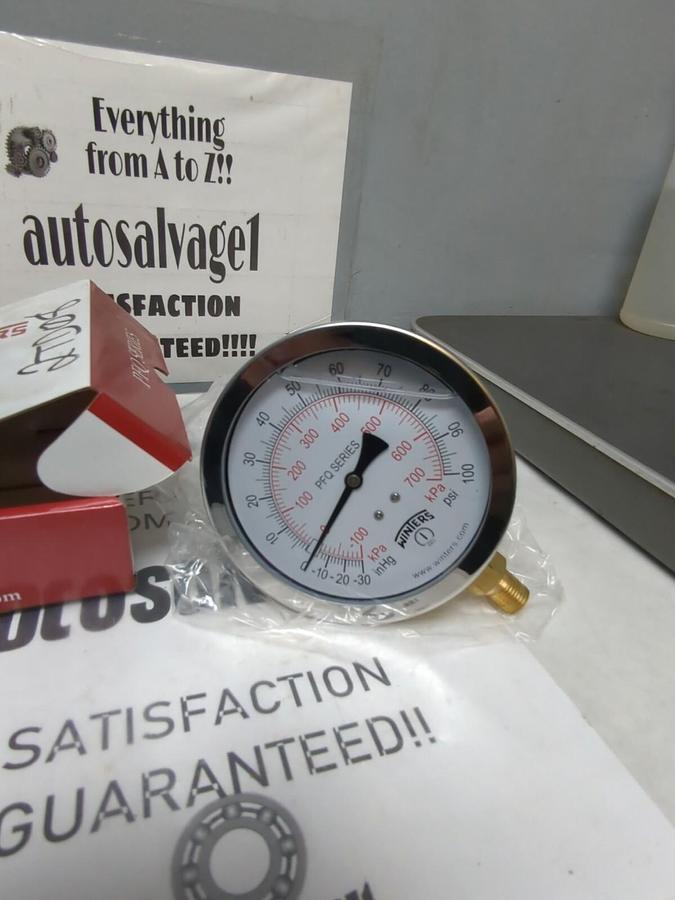 WINTERS,PFQ704,4 IN GAUGE 1/4 IN NPT 30 IN-0-100 PSI/KPA NOS