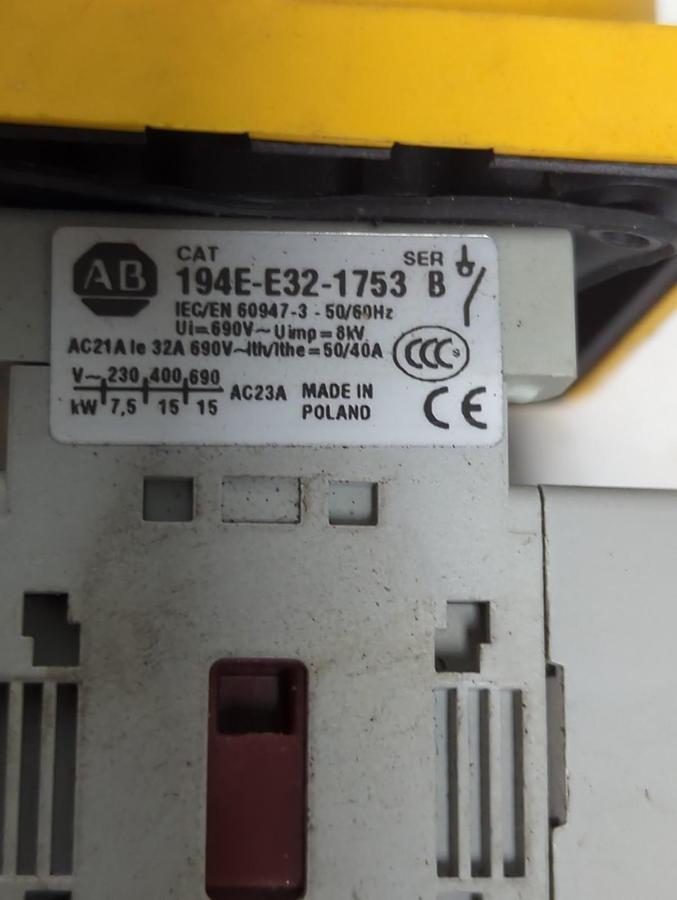 Used ALLEN BRADLEY,194E-E32-1753,SERIES B DISCONNECT SWITCH PRE-OWNED