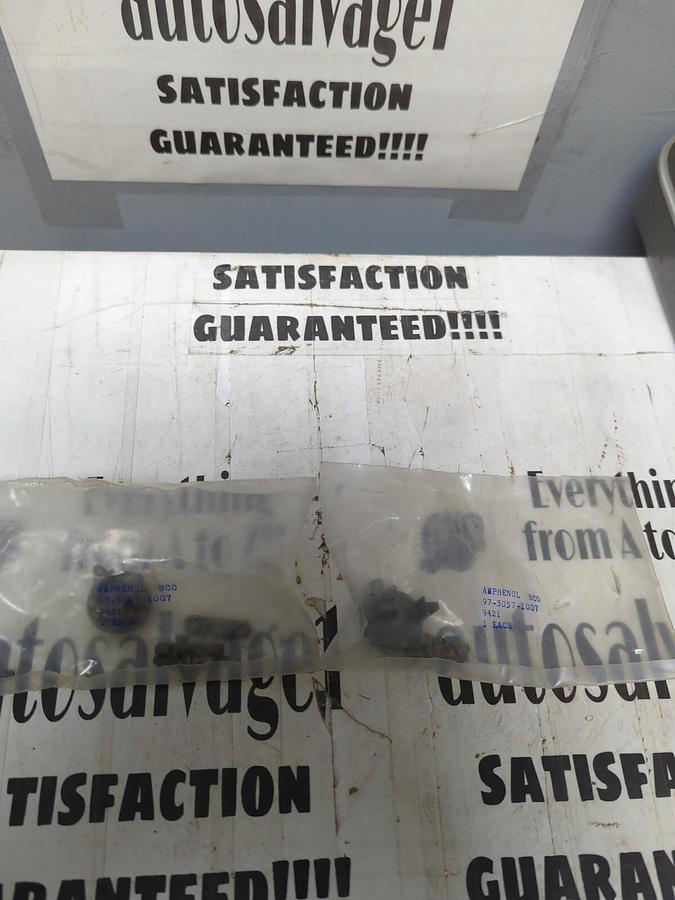 AMPHENOL,97-3057-1007,CONNECTOR STRAIN RELIEF LOT OF 2 NEW