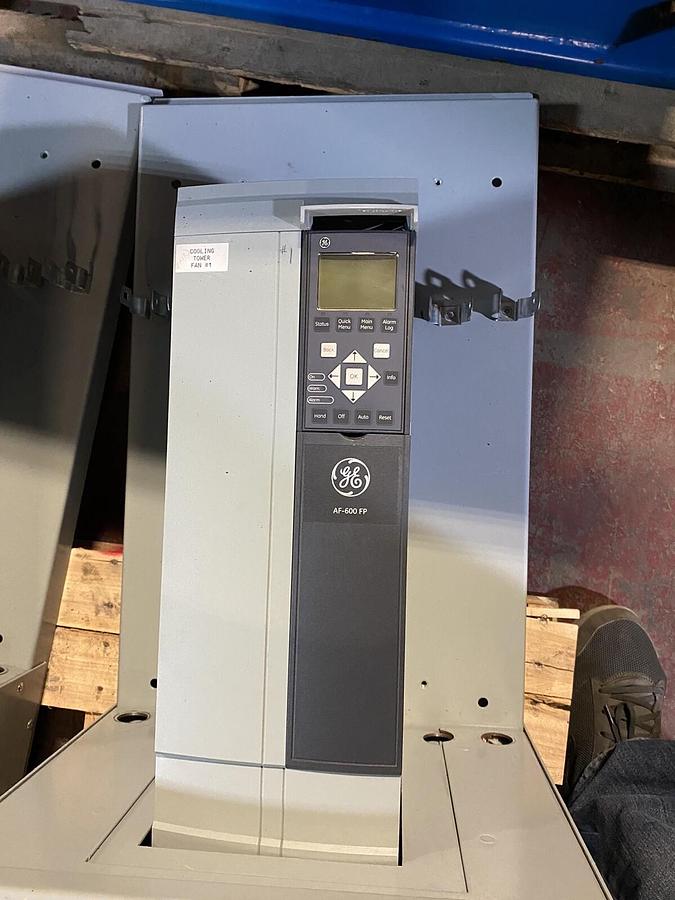 Used GE,6XFPH20151CDXXX,AF-600FP ENCLOSED DRIVE PANEL 15HP 460V 21A 3PH