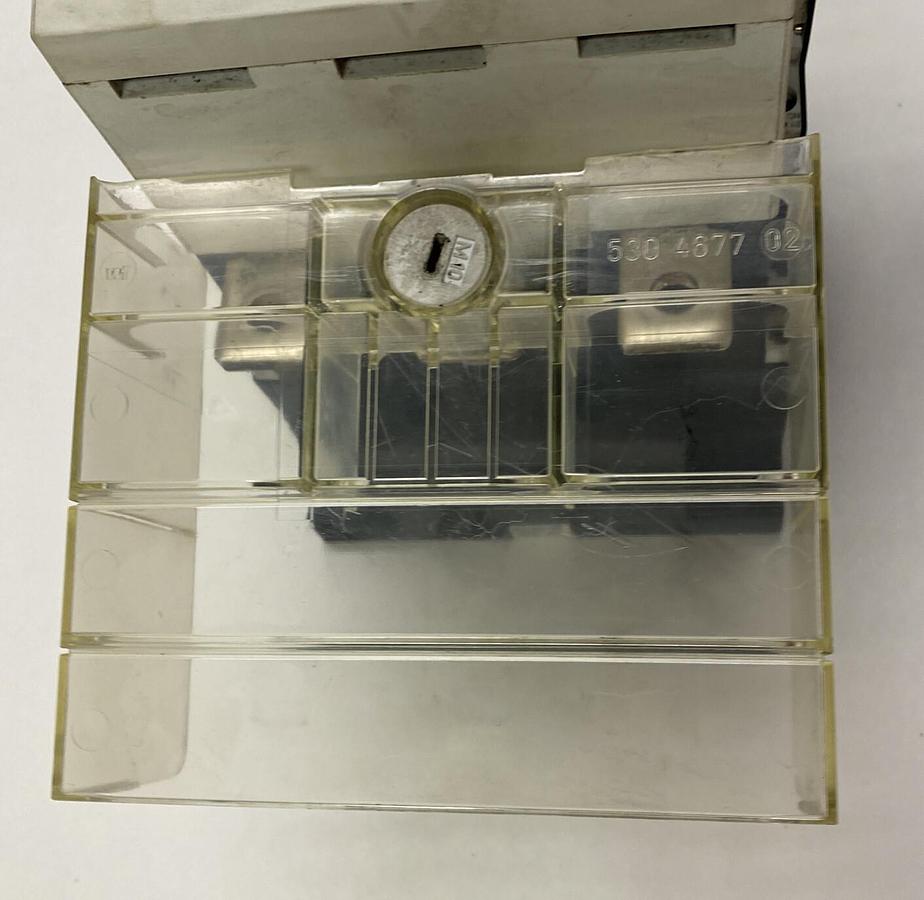 Used MOELLER,DILM300,CONTACTOR