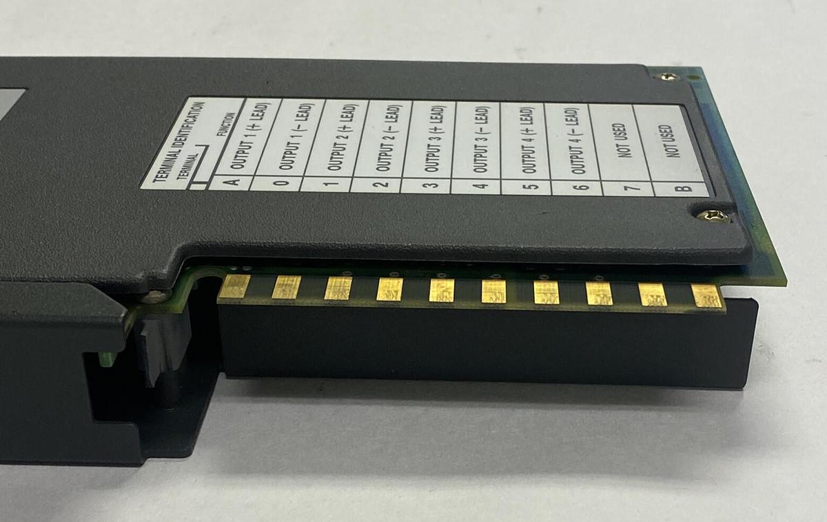 Used ALLEN BRADLEY,1771-OFE2,SER B ANALOG OUTPUT MODULE