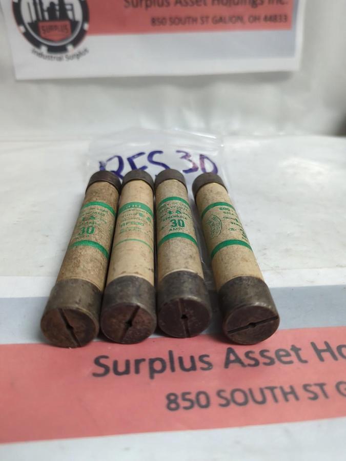 GOULD SHAWMUT,RES 30,RENEWABLE 30 AMP FUSE LOT OF 4 PRE-OWNED