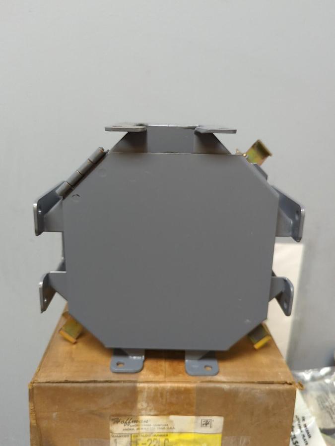 HOFFMANN,F-22LC,CROSS FITTING WIREWAY NOS