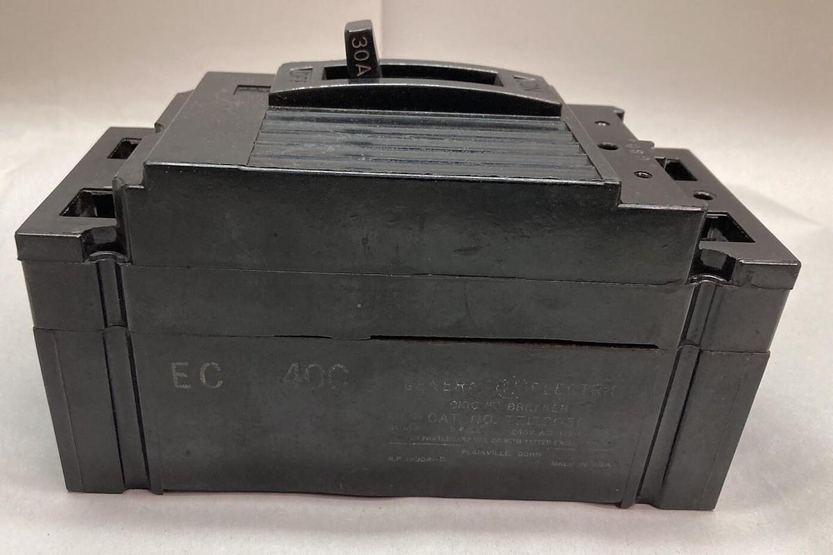 Used General Electric,TE122030,2-Pole Circuit Breaker 30A 240Vac