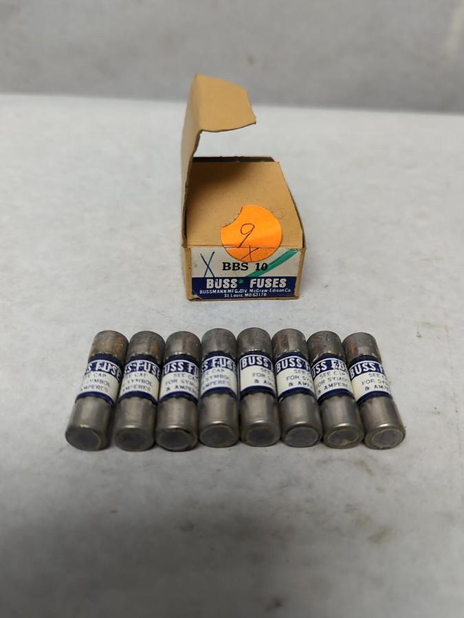 COOPER BUSSMANN,BBS 10,BUSS 10 AMP FUSE LOT OF 8 NOS