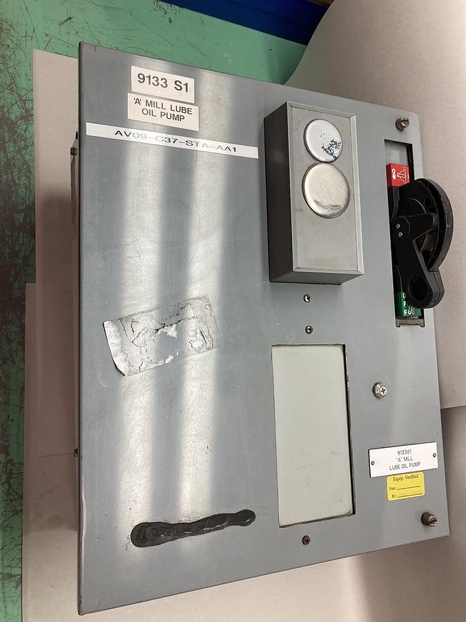 Used Allen-Bradley,2100 2192F,18 Inch 100 Amp Fused MCC Disconnect Feeder Bucket