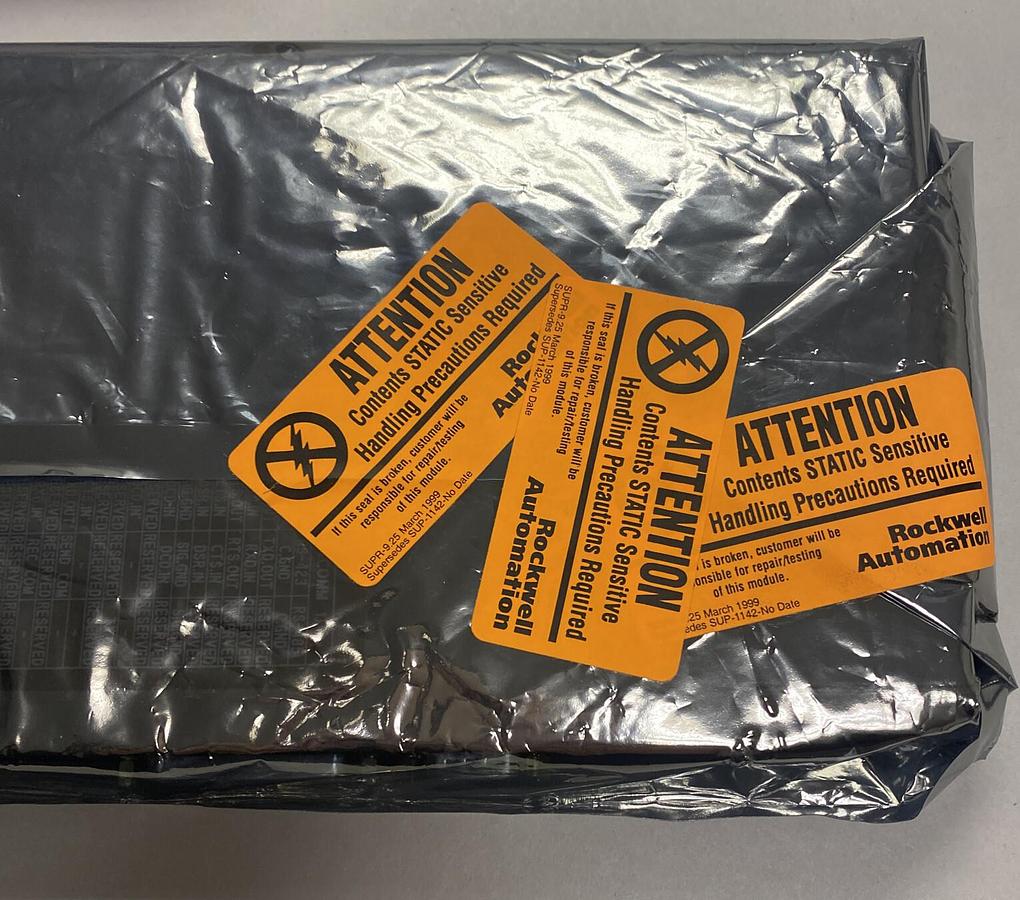 Used ALLEN BRADLEY,P0912DV,SER B CPU PROCESSOR MODULE REFURBISHED SEALED