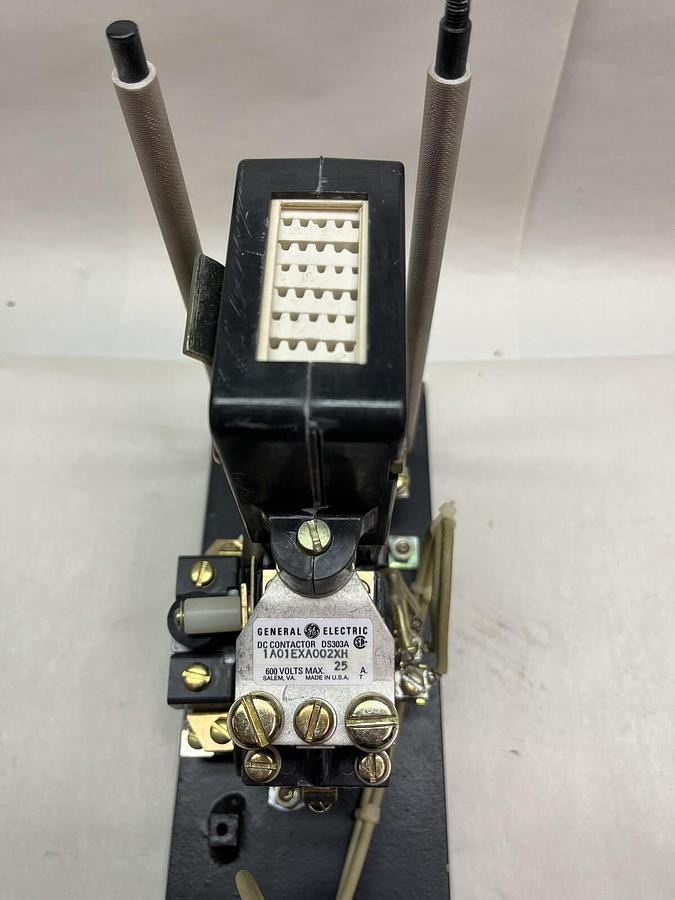 GE,0269A3239-G5302,DC RELAY 1A01EXA002XH CONTACTOR 250VDC 25 AMP