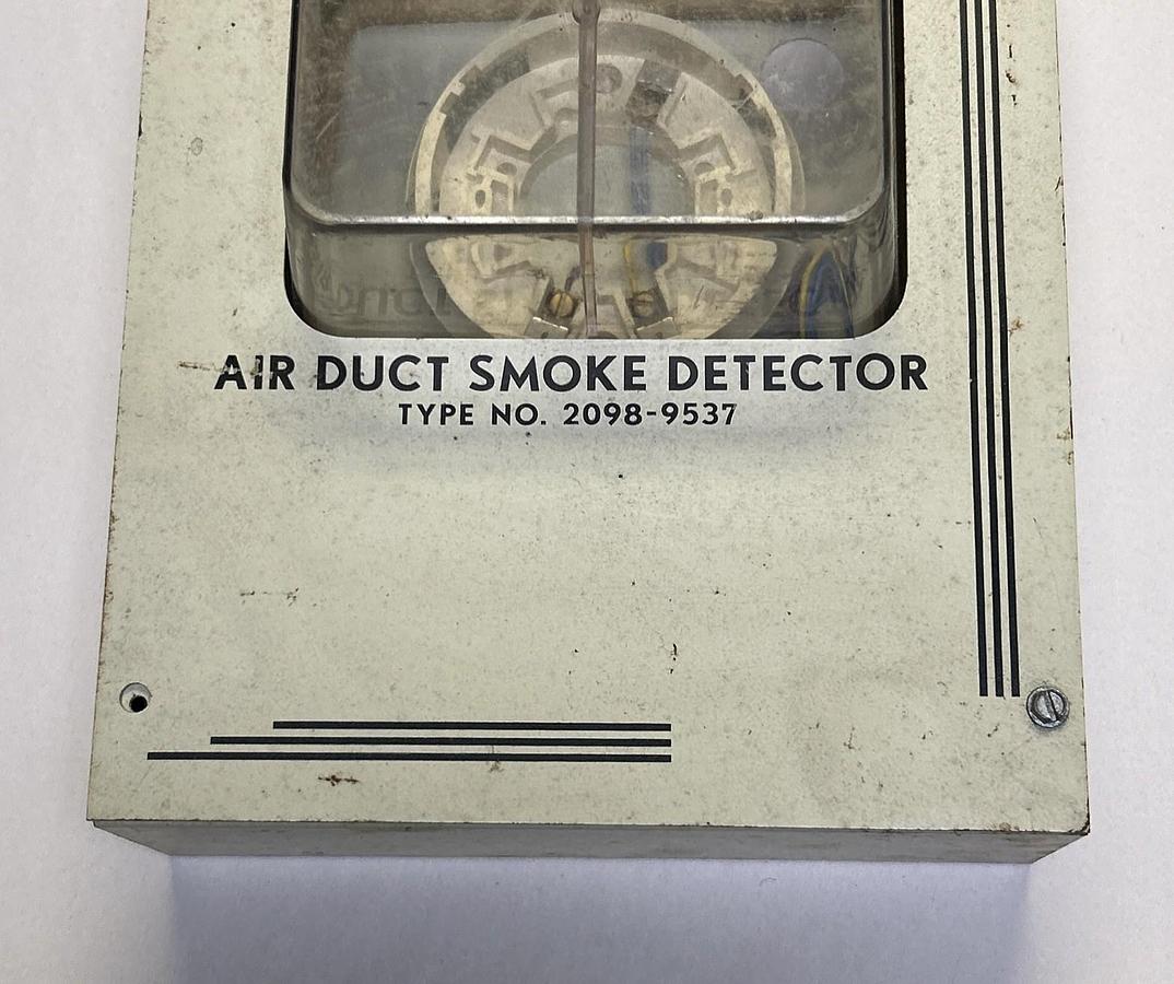 Used SIMPLEX,2098-9537,AIR DUCT SMOKE DETECTOR