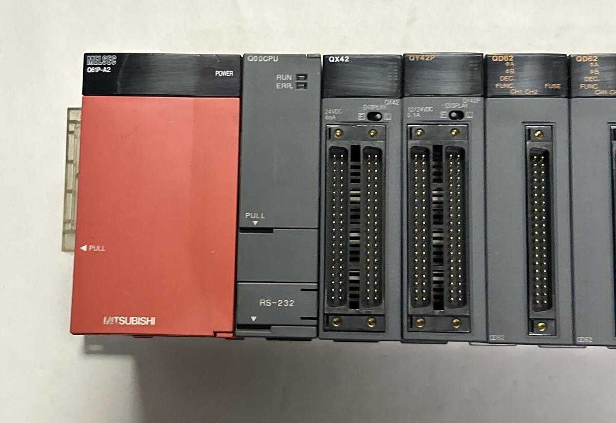 Used MITSUBISHI,Q61P-A2 Q00CPU QX42 QY42P QD62 QJ61BT11N,PLC SYSTEM