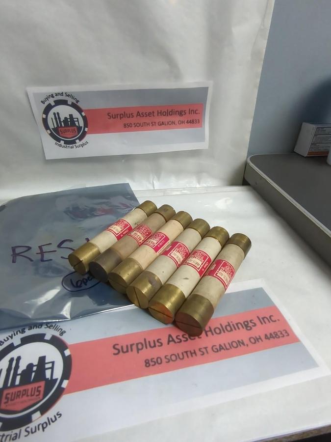 COOPER BUSSMANN,RES60,SUPER-LAG RENEWABLE FUSE 60 AMP LOT OF 6 PRE-OWNED