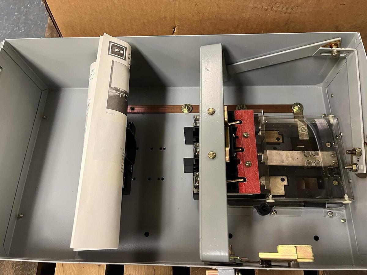 CUTLER HAMMER,P3F361R,FUSIBLE BUSWAY SWITCH BUS PLUG 30A 600V