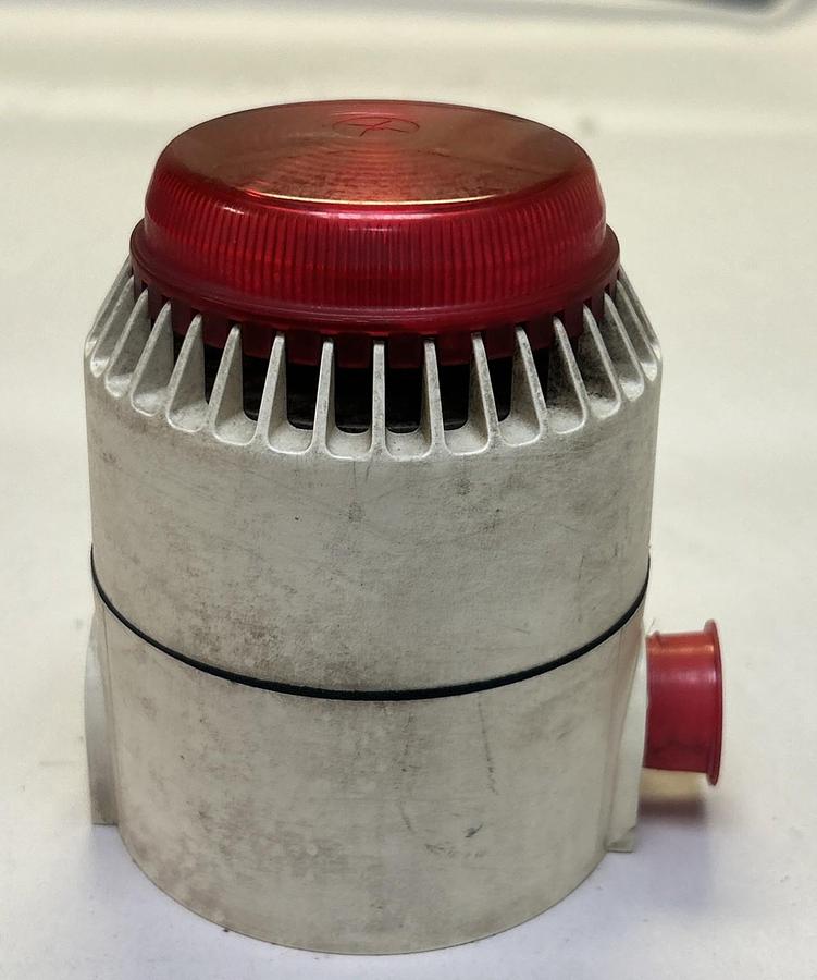 Used FEDERAL SIGNAL,LP7DB,HORN STROBE ALARM