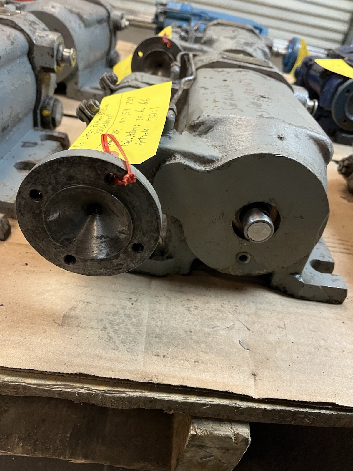 Used DE LIMON FLUHME,FZR 159-739,CENTRAL GREASE PLUNGER PUMP