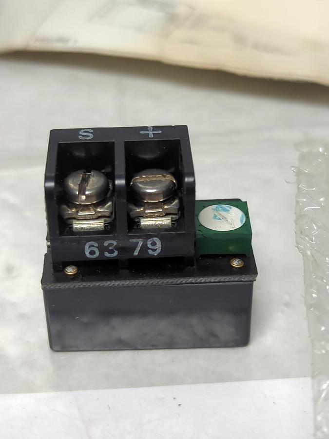 ECA,63-79,ADJUSTABLE ONE-SHOT ADAPTOR NOS