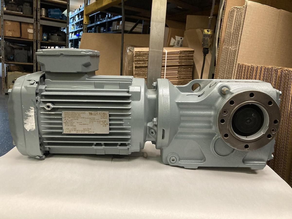 Sew-Eurodrive,KAZ47 DRN90L4/TH,Gearmotor Ratio 25.91  2 HP 1767/63 RPM 230/460 V