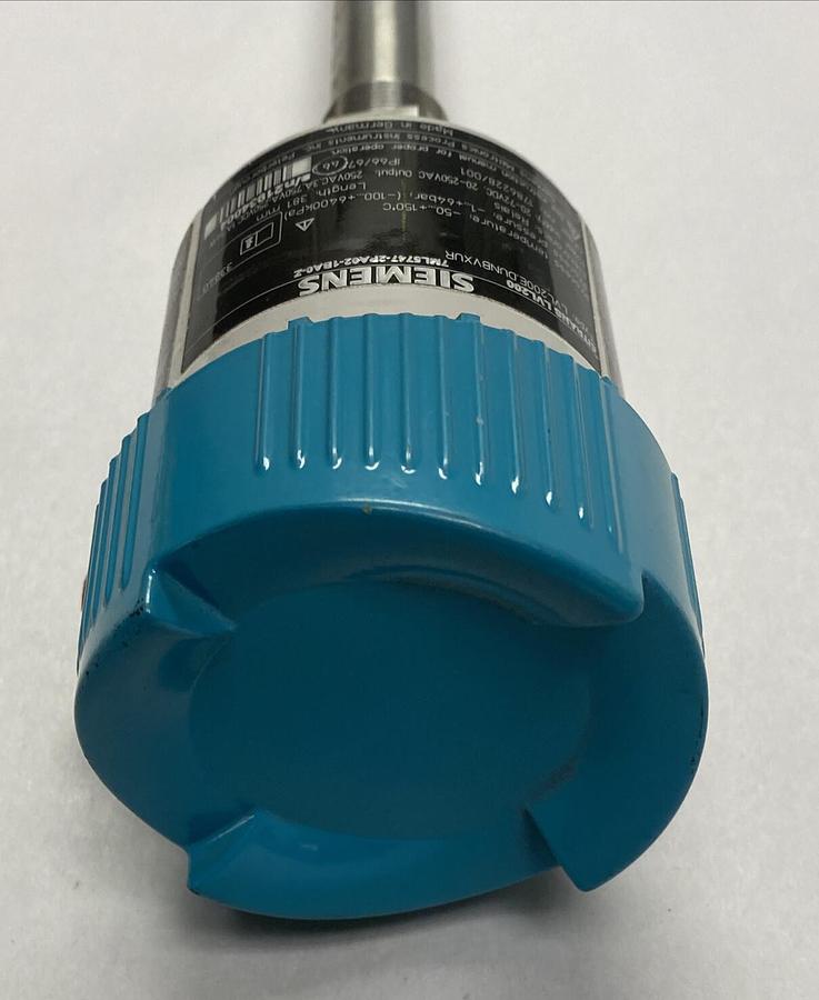 SIEMENS SITRANS,LVL200 7ML5747-2PA02-1BA0-Z,VIBRATING POINT LEVEL SWITCH NOS