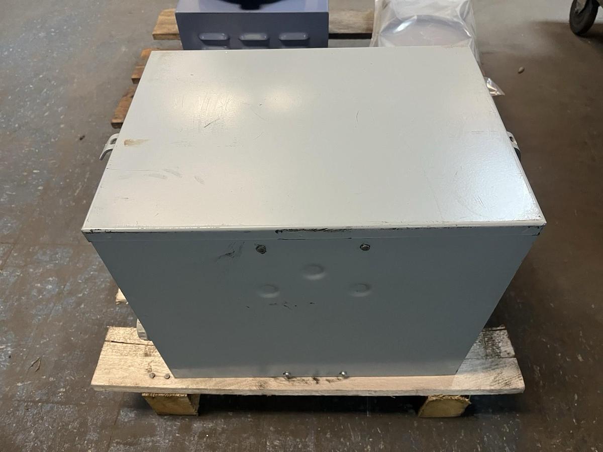 Used ACME,T-2A-53310-1S,TRANSFORMER 9KVA HV 480 DELTA LV 208Y/120V 3PH