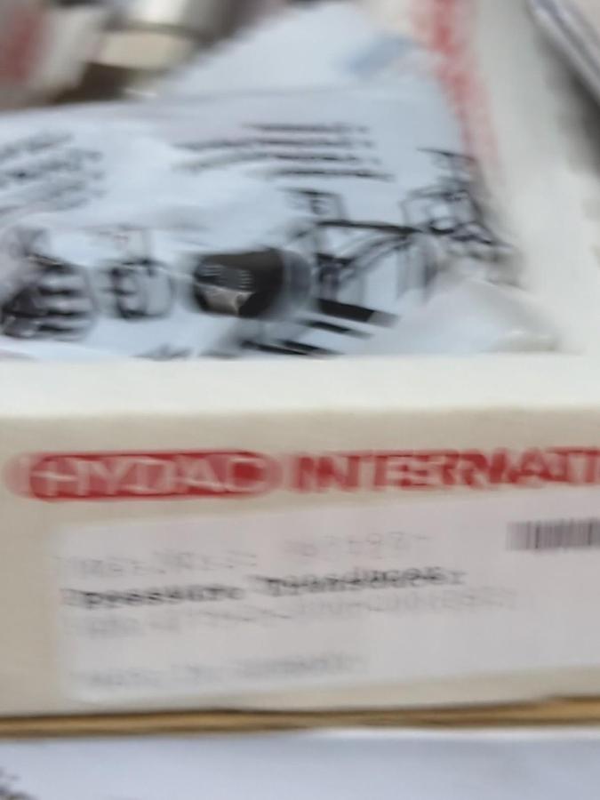 HYDAC,907197,PRESSURE TRANSDUCER HDA 4775-B-5000-000 NOS