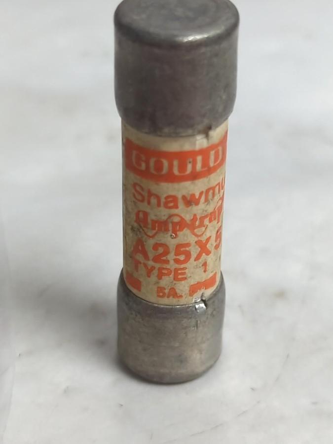Used GOULD SHAWMUT,A25X5,AMP-TRAP 5 AMP FUSE LOT OF 2 PRE-OWNED