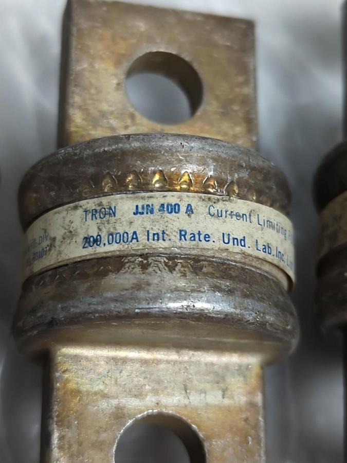 Used BUSSMANN,JJN 400A,CLASS T FUSE 400 AMP LOT OF 3 PRE-OWNED