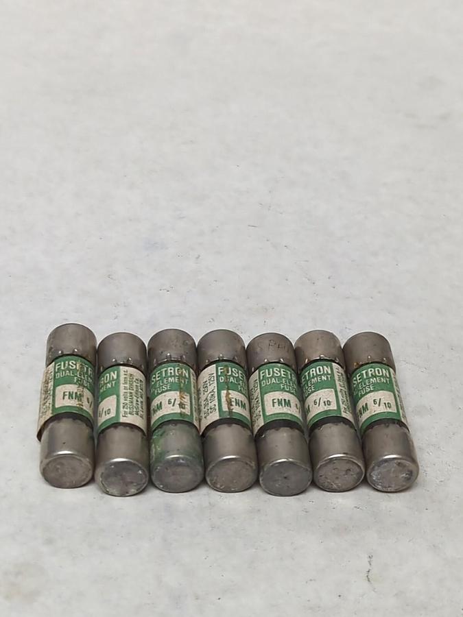 Used COOPER BUSSMANN,FNM 6/10,FUSETRON 6/10 AMP FUSE LOT OF 7 PRE-OWNED