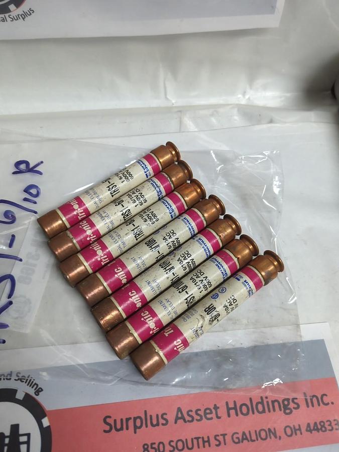 Used FERRAZ SHAWMUT,TRS1-6/10R,TRI-ONIC 1-6/10 AMP FUSE LOT OF 7 PRE-OWNED