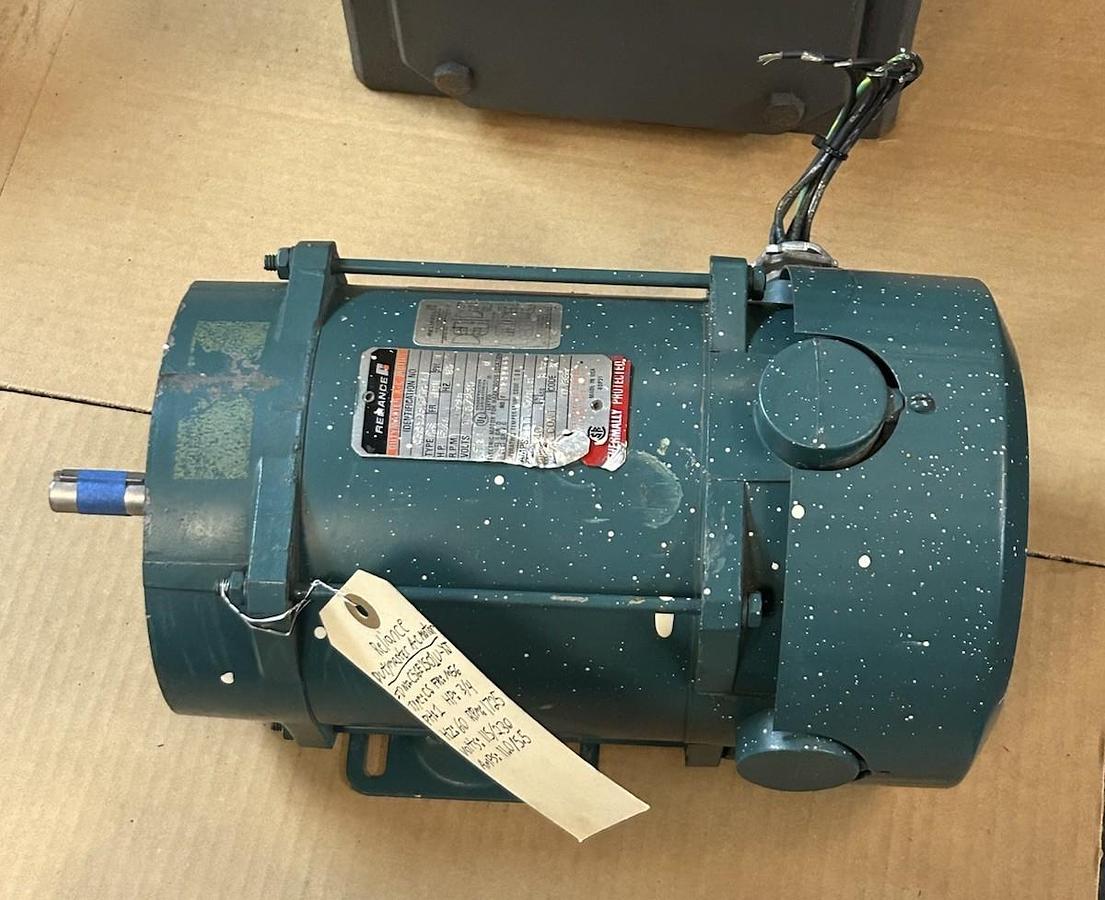 Used RELIANCE,CS,AC MOTOR 3/4HP 115/230V 1725RPM 1PH M56 FRAME