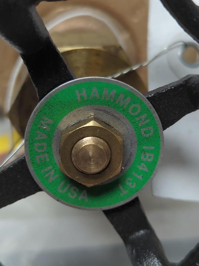 HAMMOND,IB413T-1-1/4,GLOBE VALVE 1-1/4 INCH 150 PSI NOS