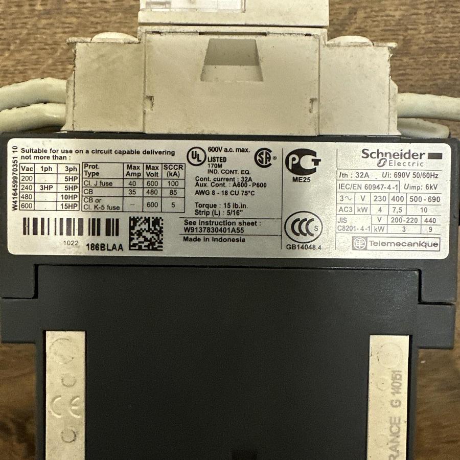 Used Schneider,LC1D186,Contactor