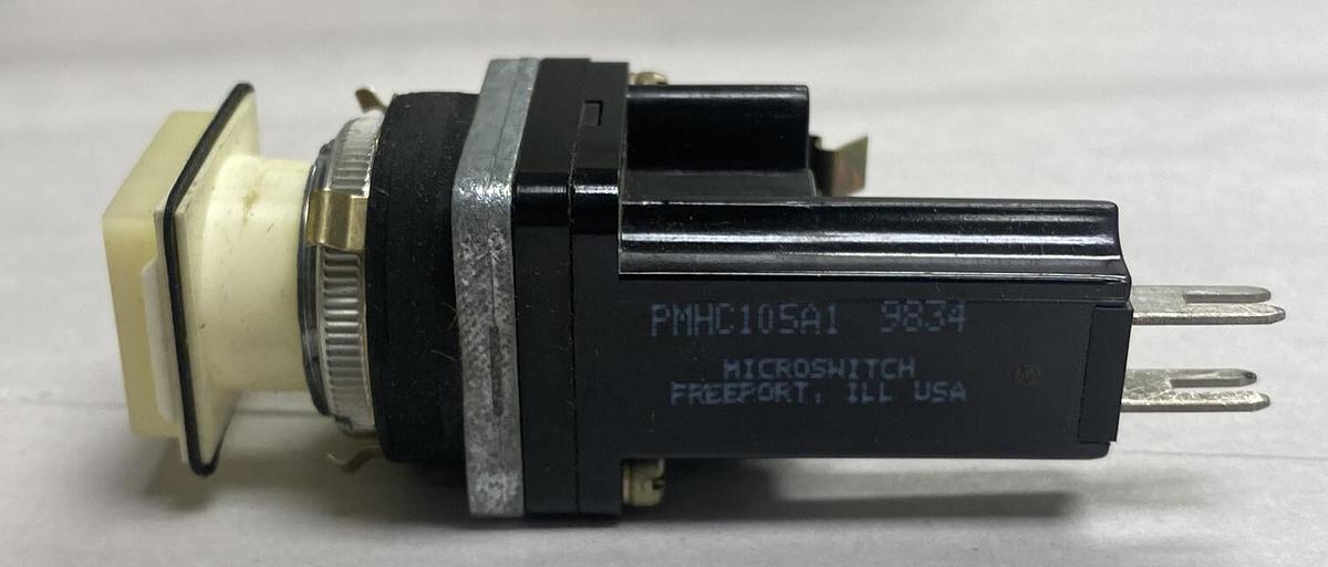 Micro Switch,PMHC105A1,Push Button Lot OF 2 NOS